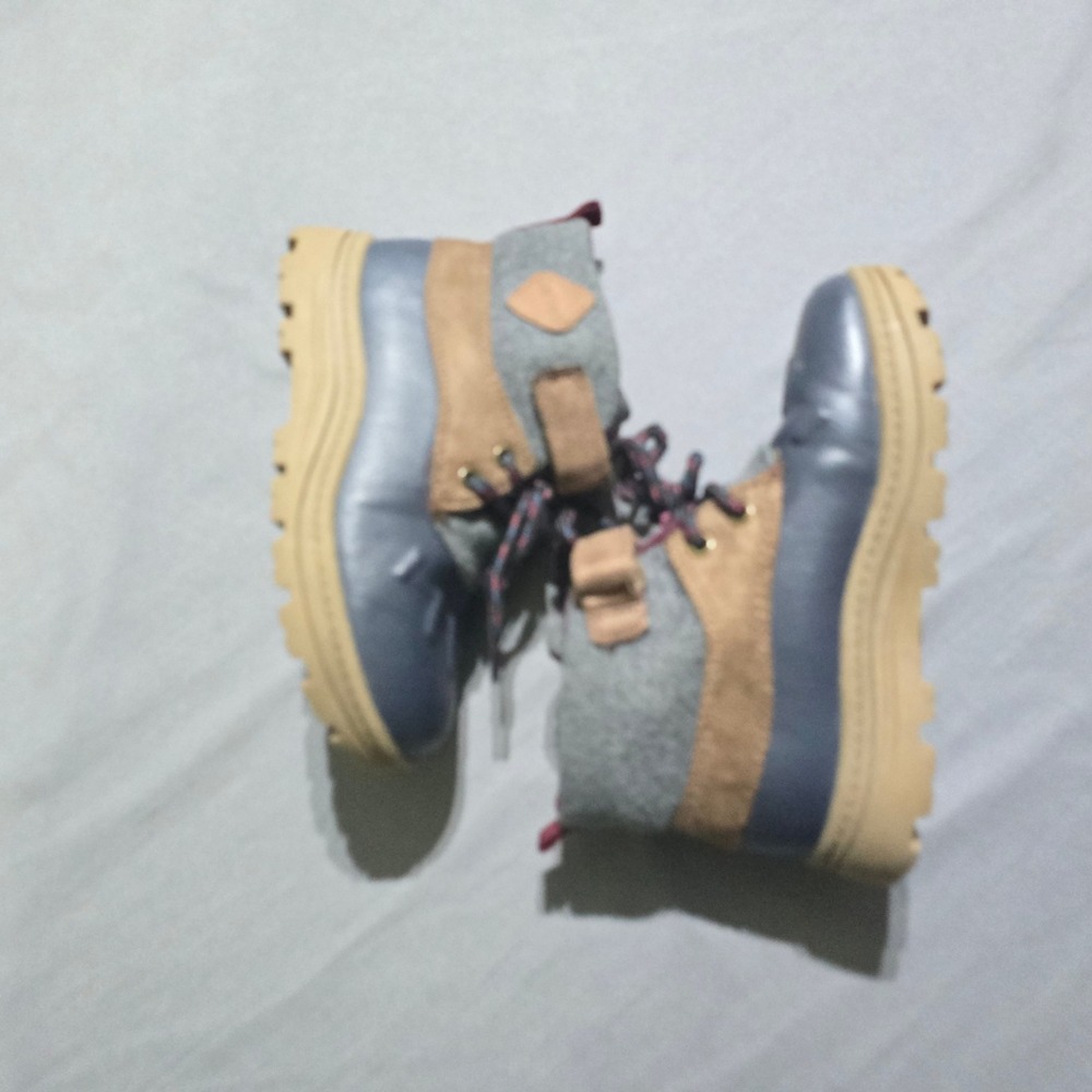 Carters Duck Boots Kids Size 12 Navy Blue Grey Tan Rugged Winter Hiking Shoes